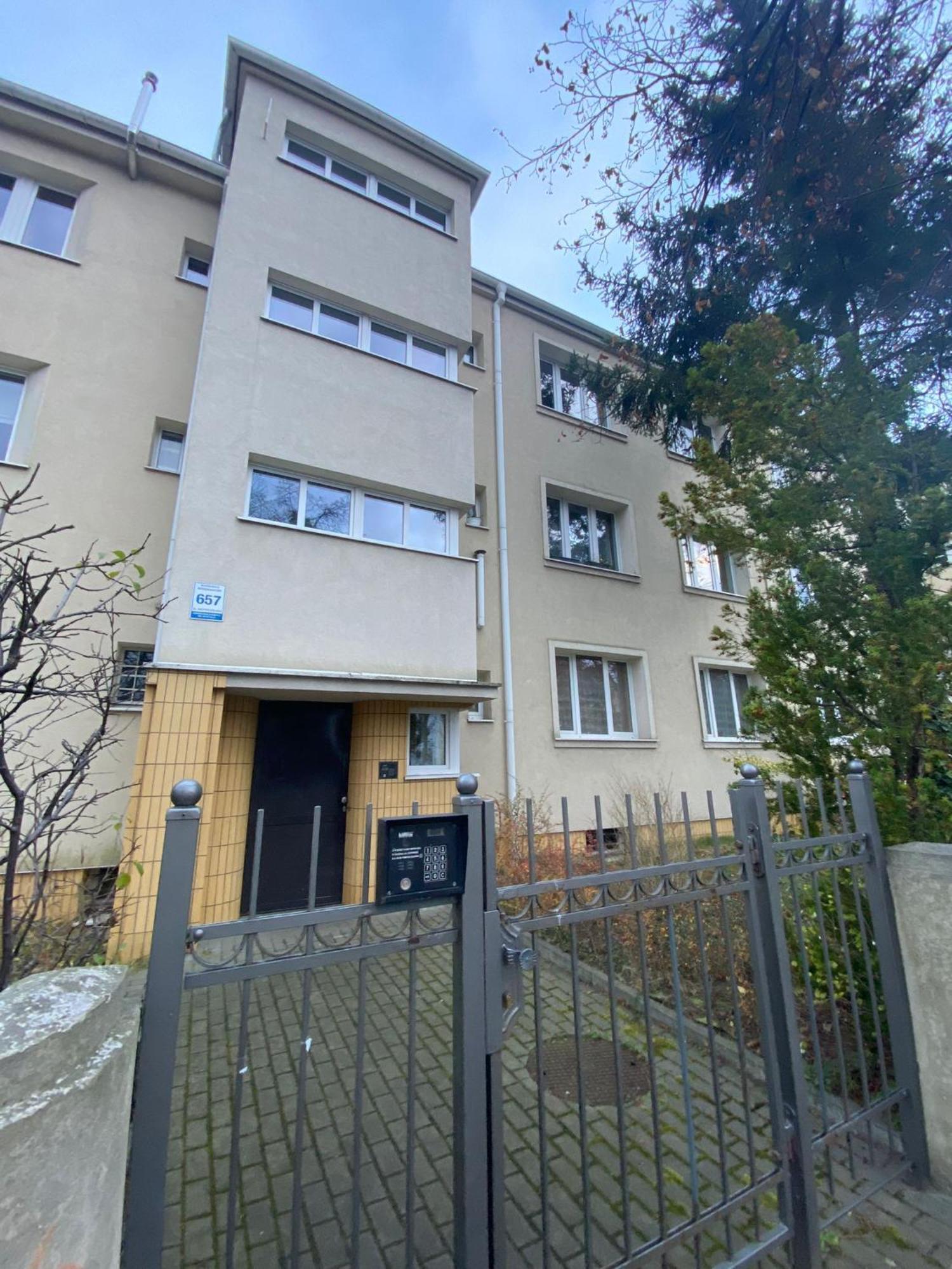 Kameralne Cale Mieszkanie 31m2 Z Prywatnym Darmowym Parkingiem *